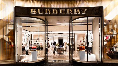 what stores sell burberry